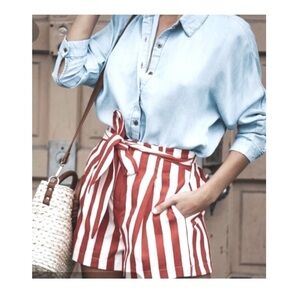 H&M Red and white striped paper bag shorts with matching belt Size 6